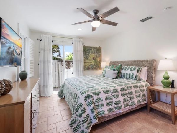 Anna Maria Island Holmes Beach Home 1020053