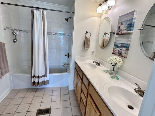 Lovely 2 Bedroom Vacation Rental in Navarre Beach