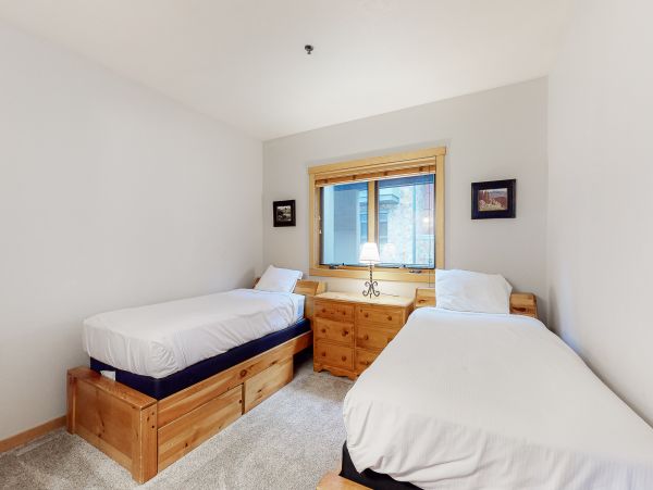 Steamboat Springs Home 1020096