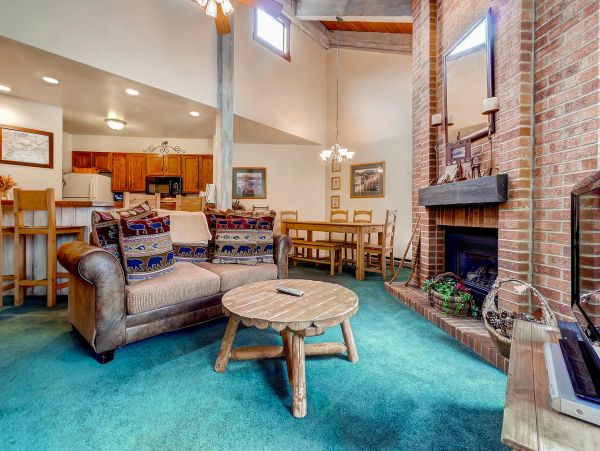 Steamboat Springs Home 1020099