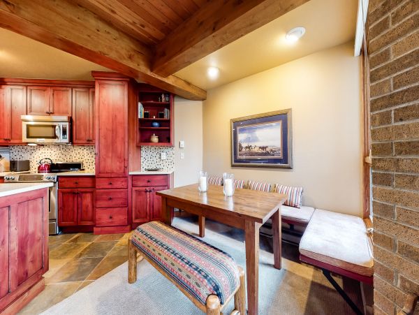 Steamboat Springs Home 1020102