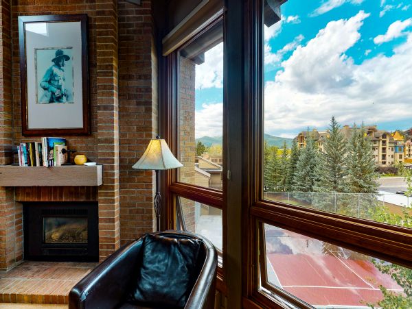 Steamboat Springs Home 1020103