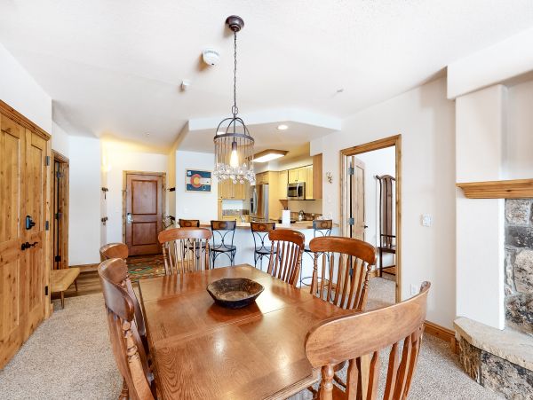 Steamboat Springs Home 1020105