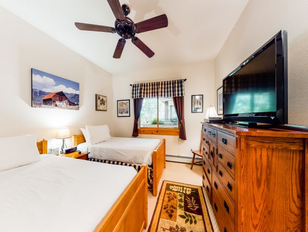 Steamboat Springs Home 1020106