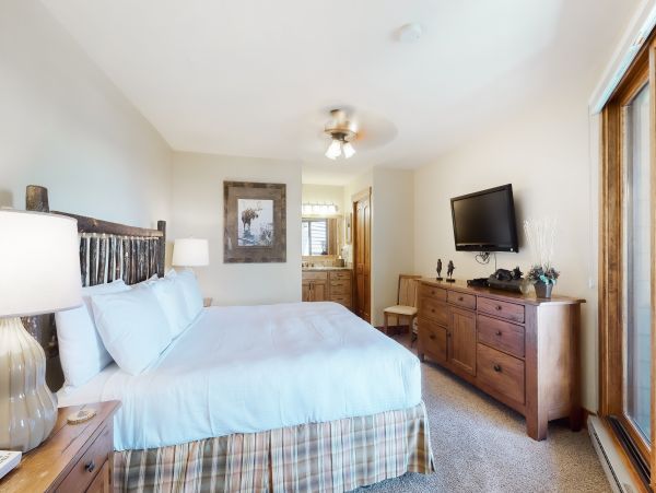Steamboat Springs Home 1020113
