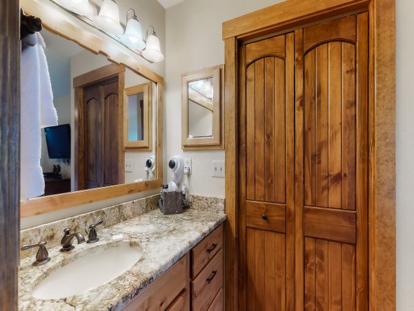 Steamboat Springs Home 1020113