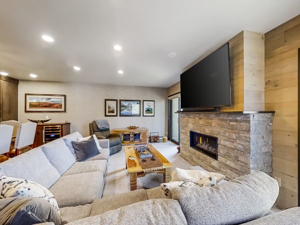 Steamboat Springs Home 1020114