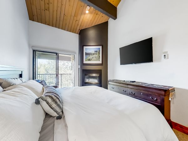 Steamboat Springs Home 1020114