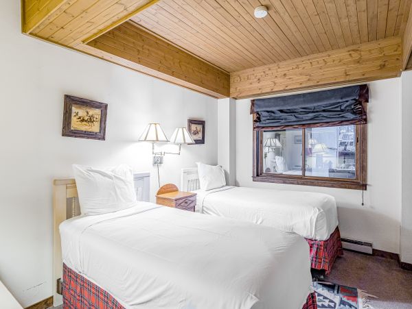 Steamboat Springs Home 1020118