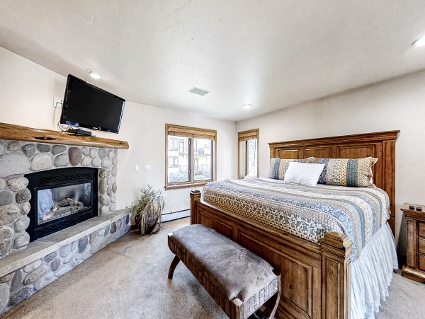 Steamboat Springs Home 1020119