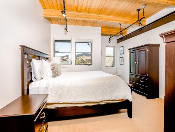 Steamboat Springs Home 1020120