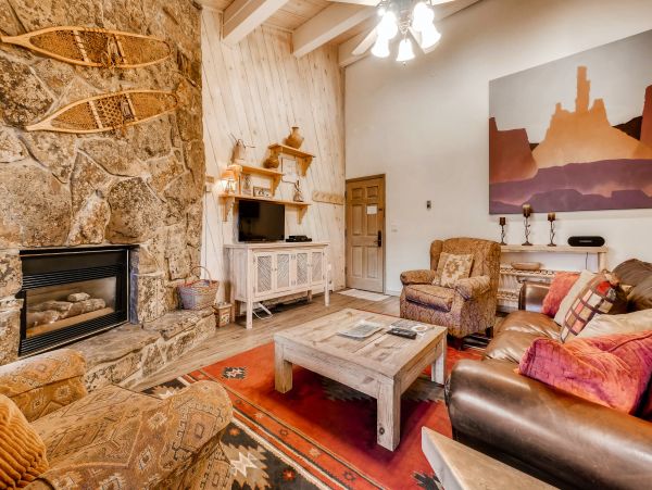 Steamboat Springs Home 1020122