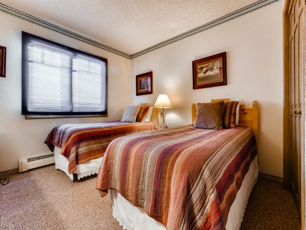 Steamboat Springs Home 1020122