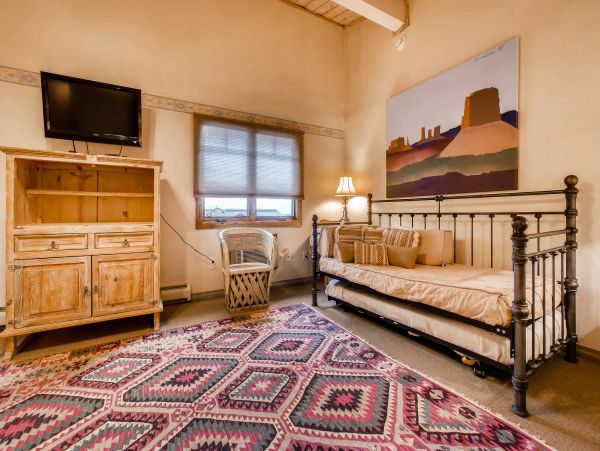 Steamboat Springs Home 1020122