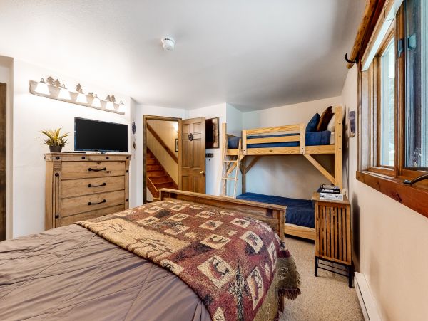 Steamboat Springs Home 1020131