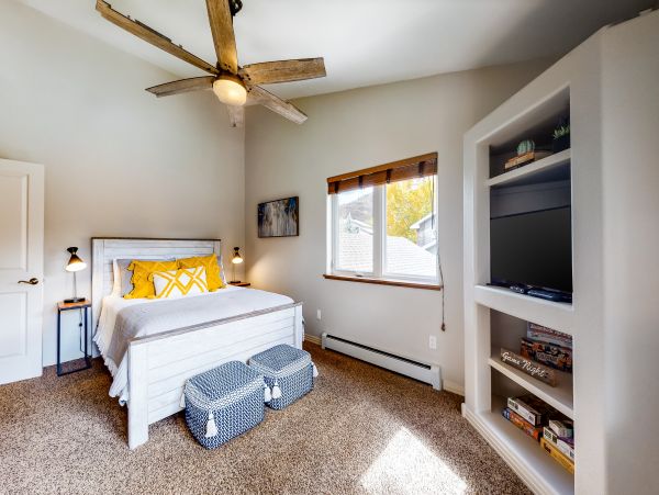 Steamboat Springs Home 1020136