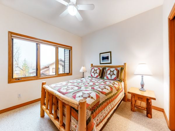 Steamboat Springs Home 1020144