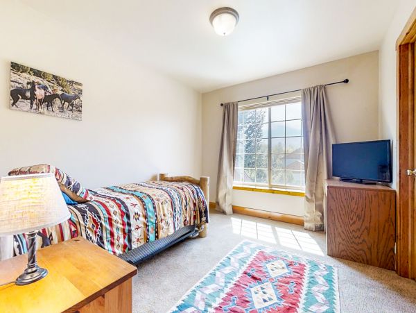 Steamboat Springs Home 1020147