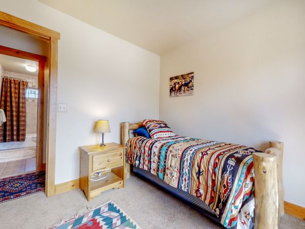 Steamboat Springs Home 1020147