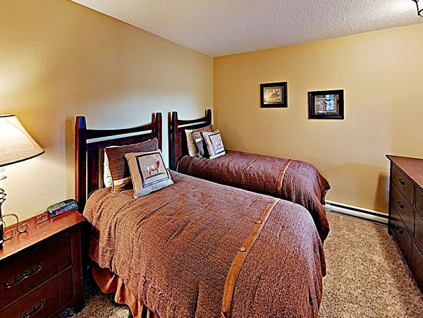 Steamboat Springs Home 1020150