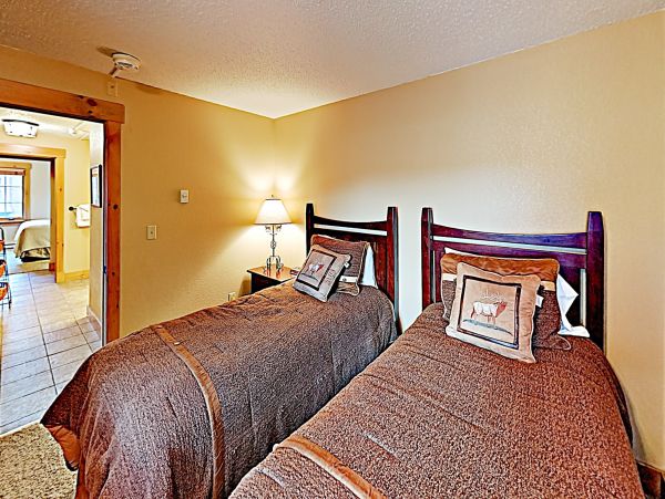 Steamboat Springs Home 1020150