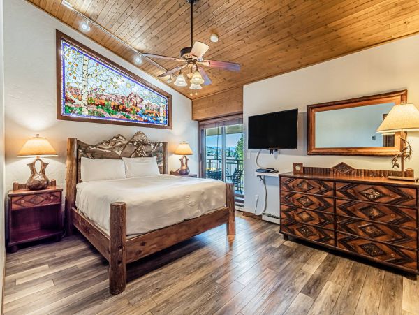 Steamboat Springs Two Bedroom Vacation Condo Just Stroll to the Gondola