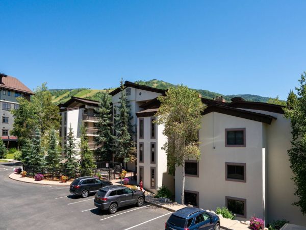 Steamboat Springs Two Bedroom Vacation Condo Just Stroll to the Gondola