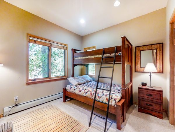 Steamboat Springs Home 1020155