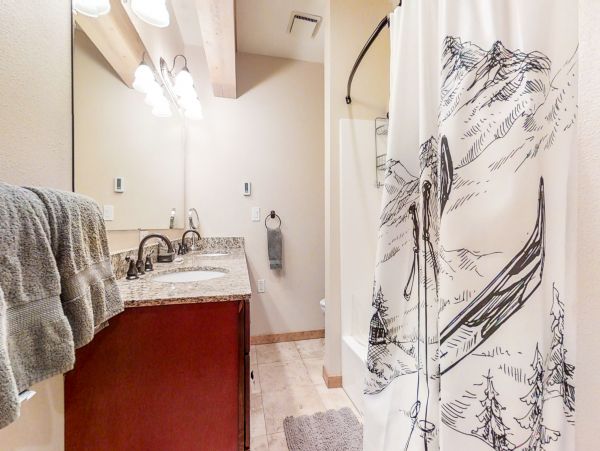 Steamboat Springs Home 1020174
