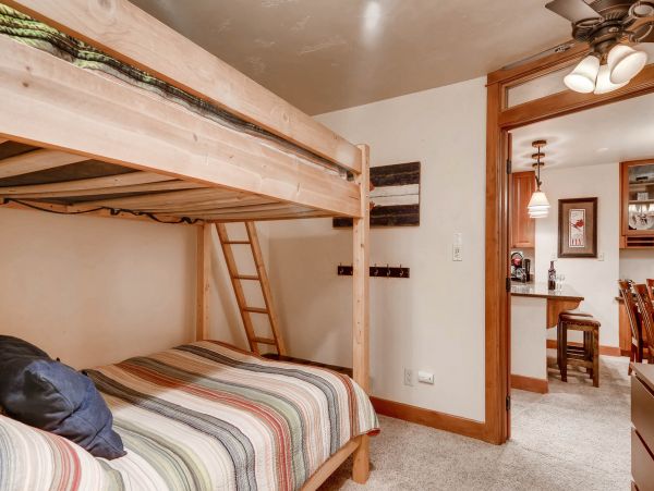 Steamboat Springs Home 1020175