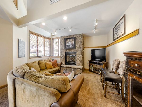 Steamboat Springs Home 1020175
