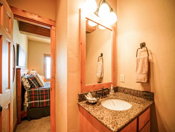 Steamboat Springs Home 1020177