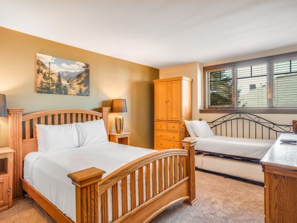 Steamboat Springs Home 1020191