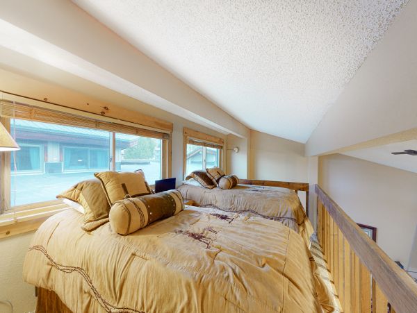 Steamboat Springs Home 1020199