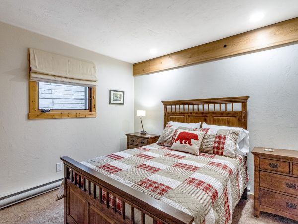 Steamboat Springs Home 1020200