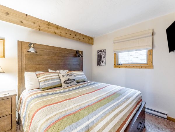 Steamboat Springs Home 1020200