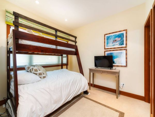 Ocean Front Lahaina Vacation Home Five Bedroom