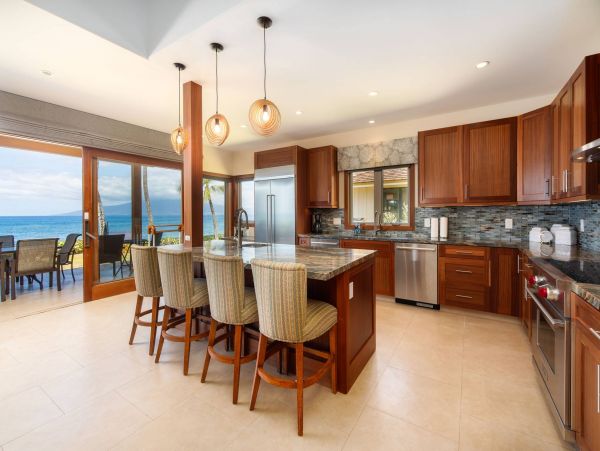 Ocean Front Lahaina Vacation Home Five Bedroom