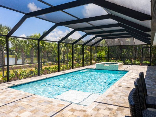 Walk to Beach Three Bedroom Vacation Home