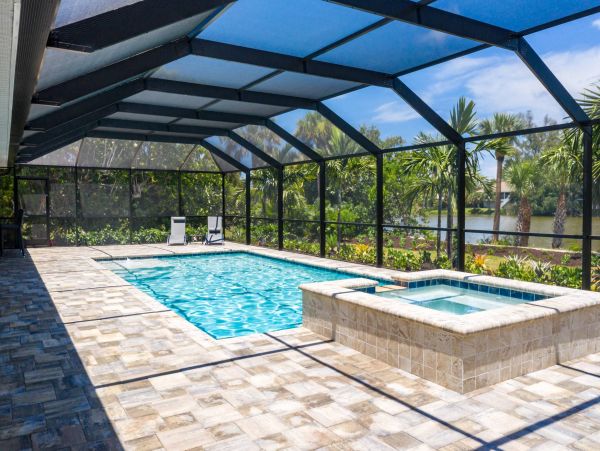 Walk to Beach Three Bedroom Vacation Home