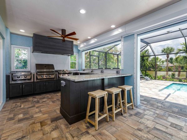 Walk to Beach Three Bedroom Vacation Home