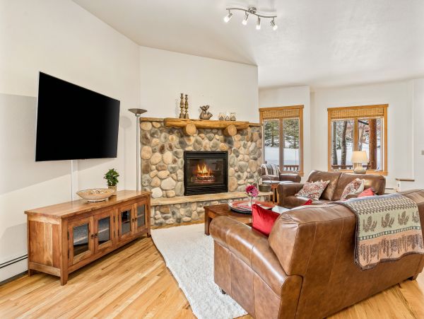 Steamboat Springs Home 1020210