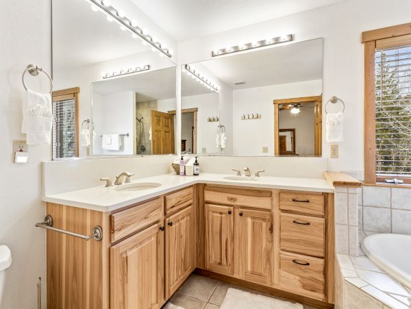 Steamboat Springs Home 1020210