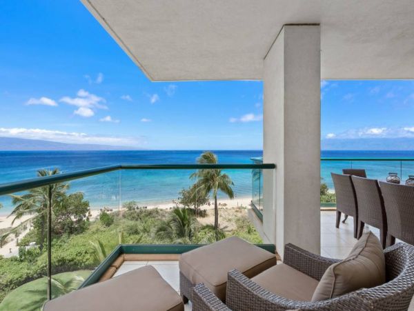 Luxury Three Bedroom Kaanapali Vacation Condo
