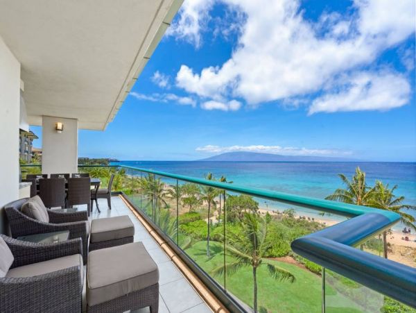 Luxury Three Bedroom Kaanapali Vacation Condo