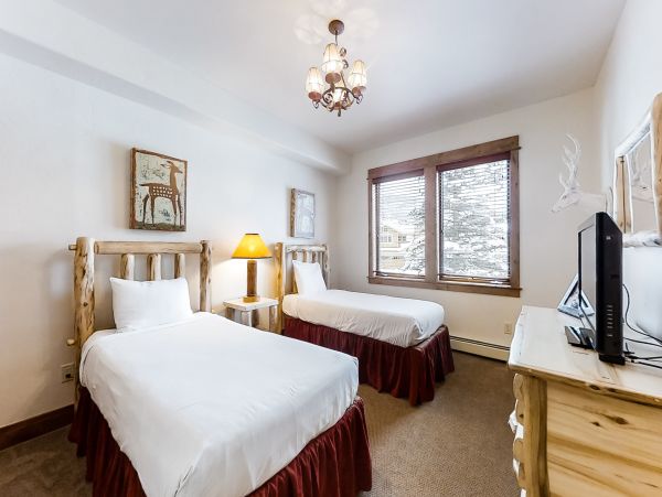 Steamboat Springs Home 1020216