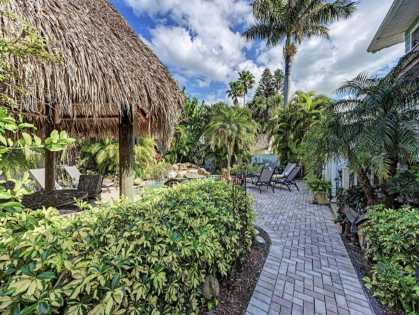 Pretty Much A Beach Cottage Anna Maria Island Gulf Beach Views