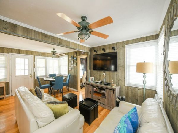 Anna Maria Island Holmes Beach Home 1020239