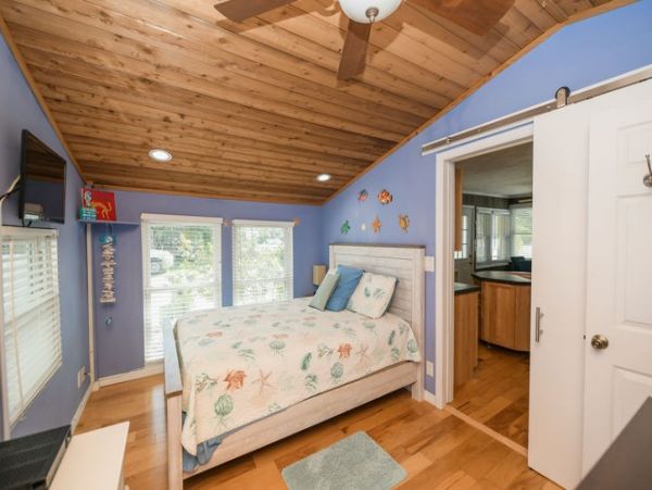 Anna Maria Island Holmes Beach Home 1020239