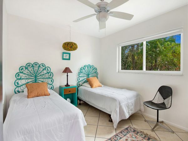 Anna Maria Island Holmes Beach Home 1020244